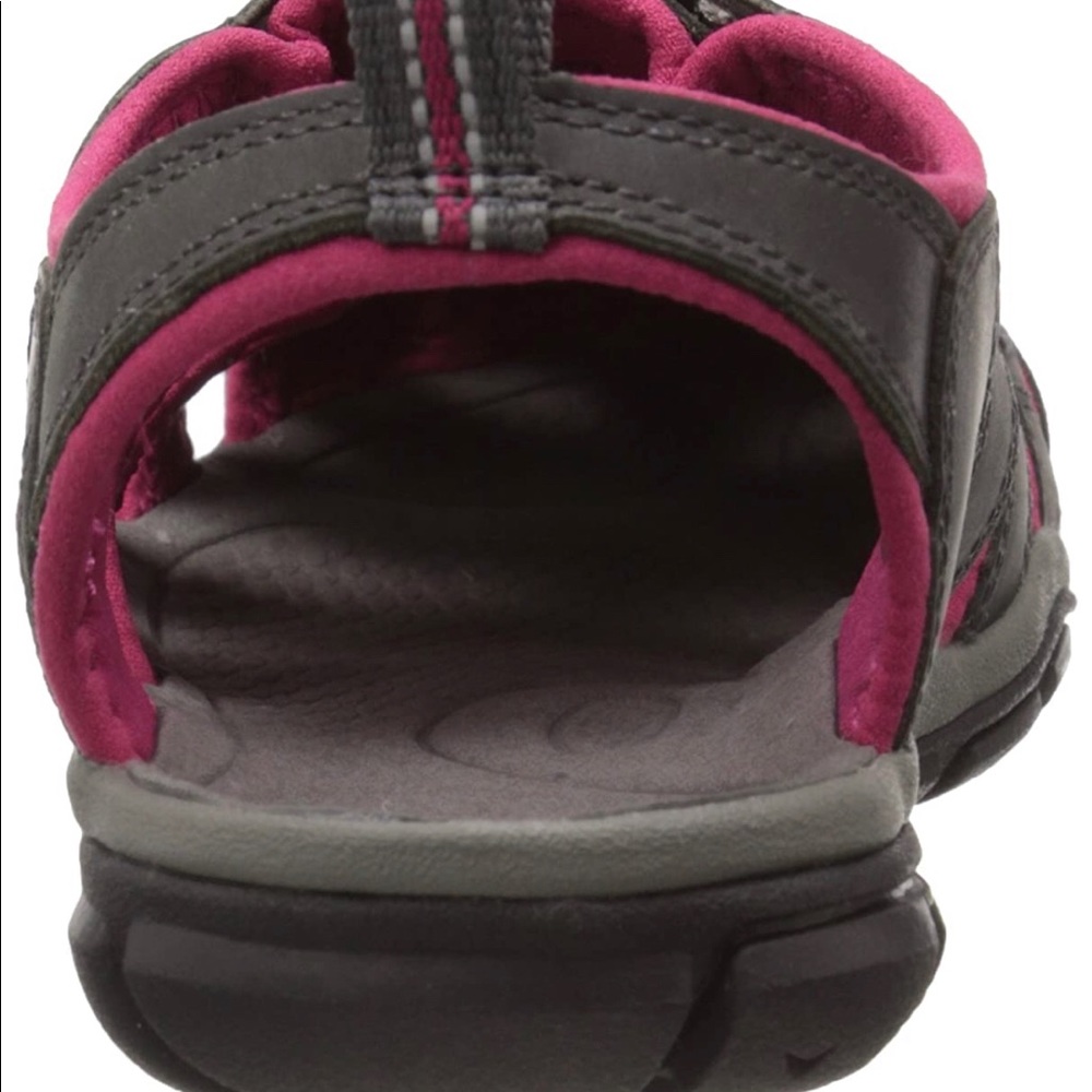NWB Keen Clearwater CNX Leather Sandals Wmns Sz 5 - Picture 8 of 9